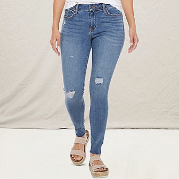 a.n.a Womens Mid Rise Ripped Jegging - Picture 1 of 5